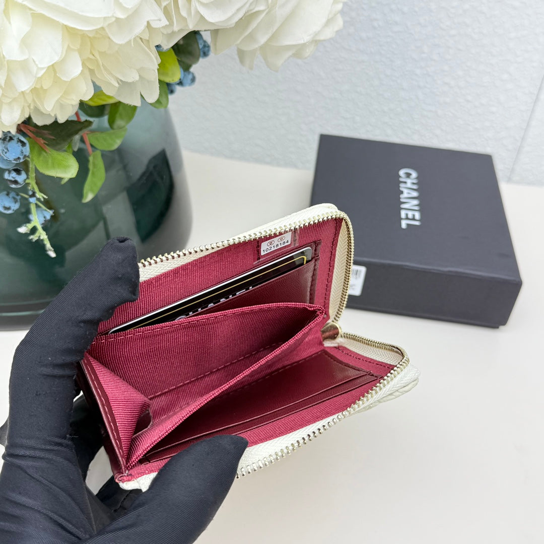 【シャネル】使いやすさ抜群!クラシック ジップ コインパース