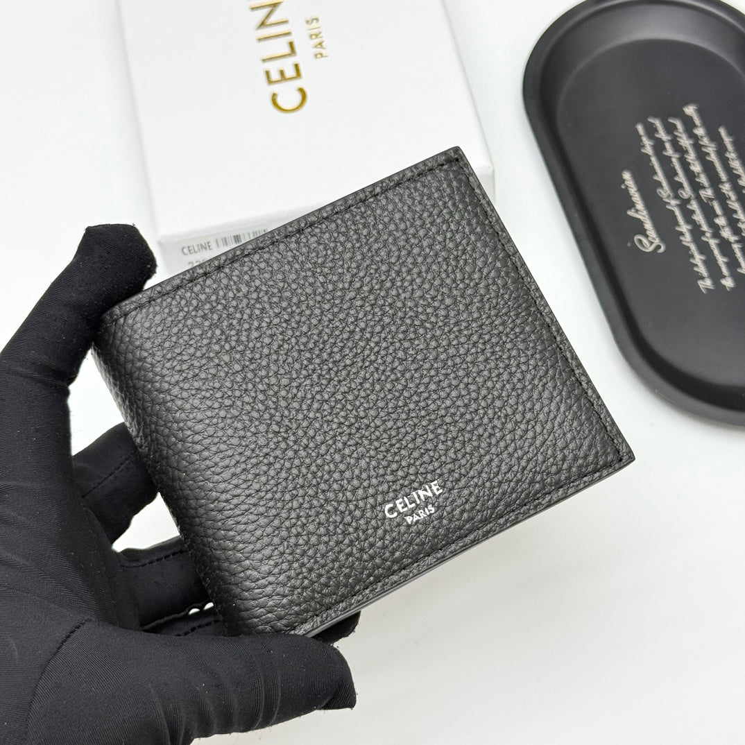 【セリーヌ】新作★バイフォールドウォレット3色関税送料無料