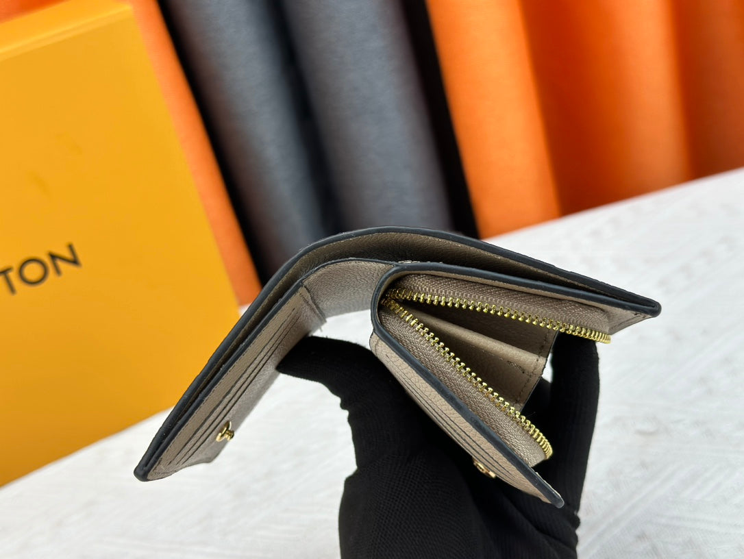 【ルイヴィトン】ミニ財布 小さな中に大きな収納力 即完売予感