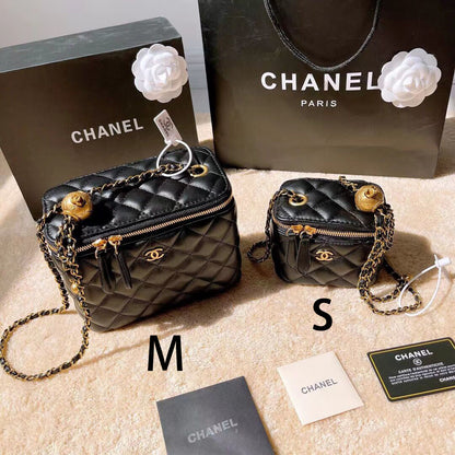 【シャネル】新作限定♪争奪戦ヴァニティー バッグ マトラッセ ポーチ